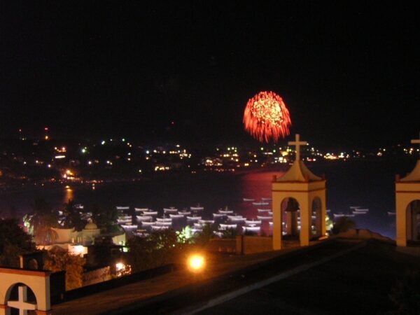 メキシコで迎えた新年の花火の写真